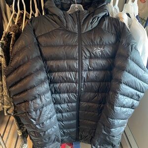 Arc'teryx black cerium puffer jacket